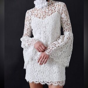 ENDLESS ROSE WHITE BELL SLEEVE LACE DRESS